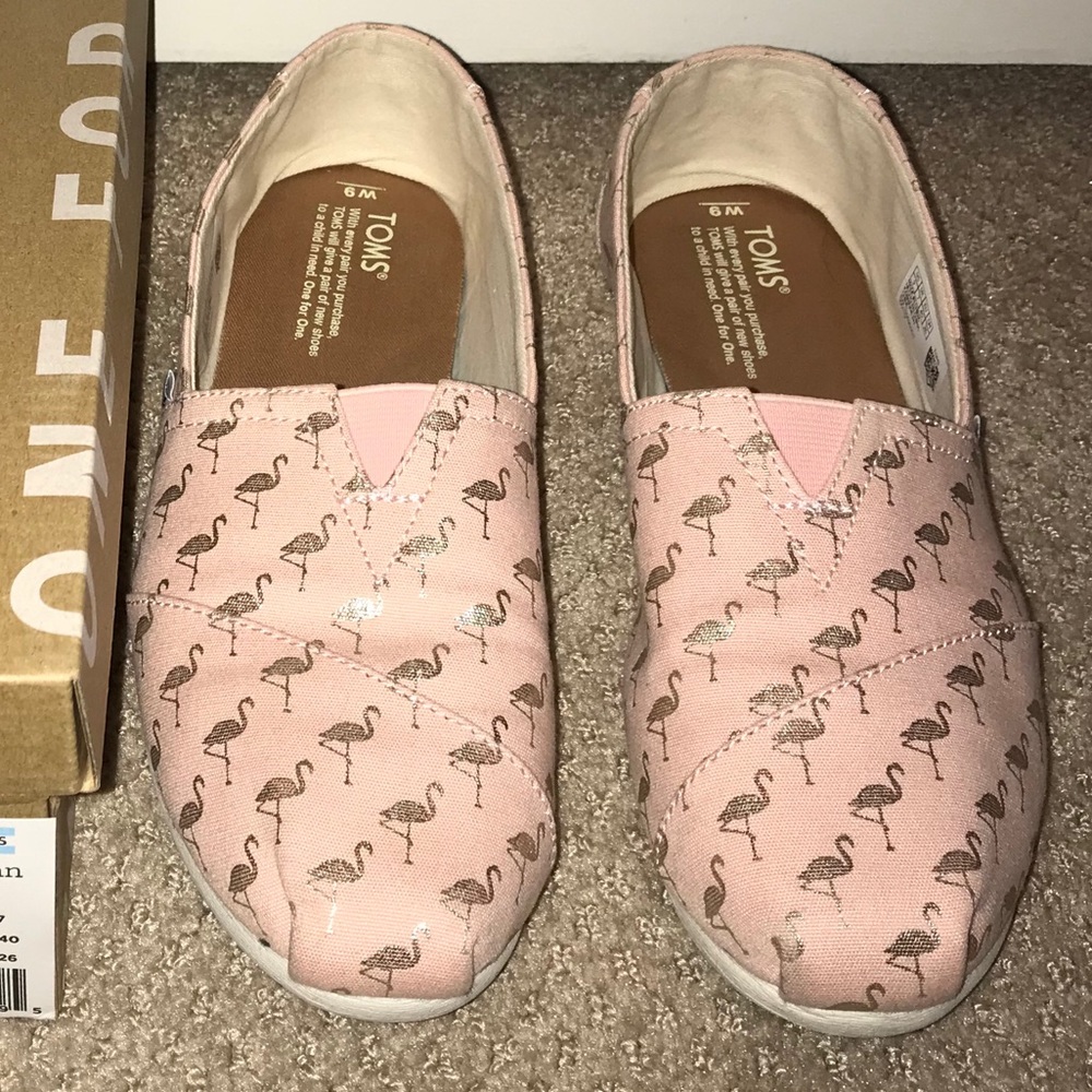 TOMS Pale Pink Flamingo Classics